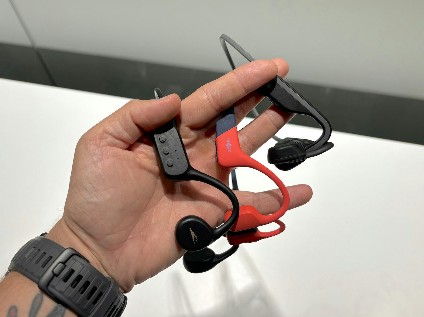 Bone conduction headphones