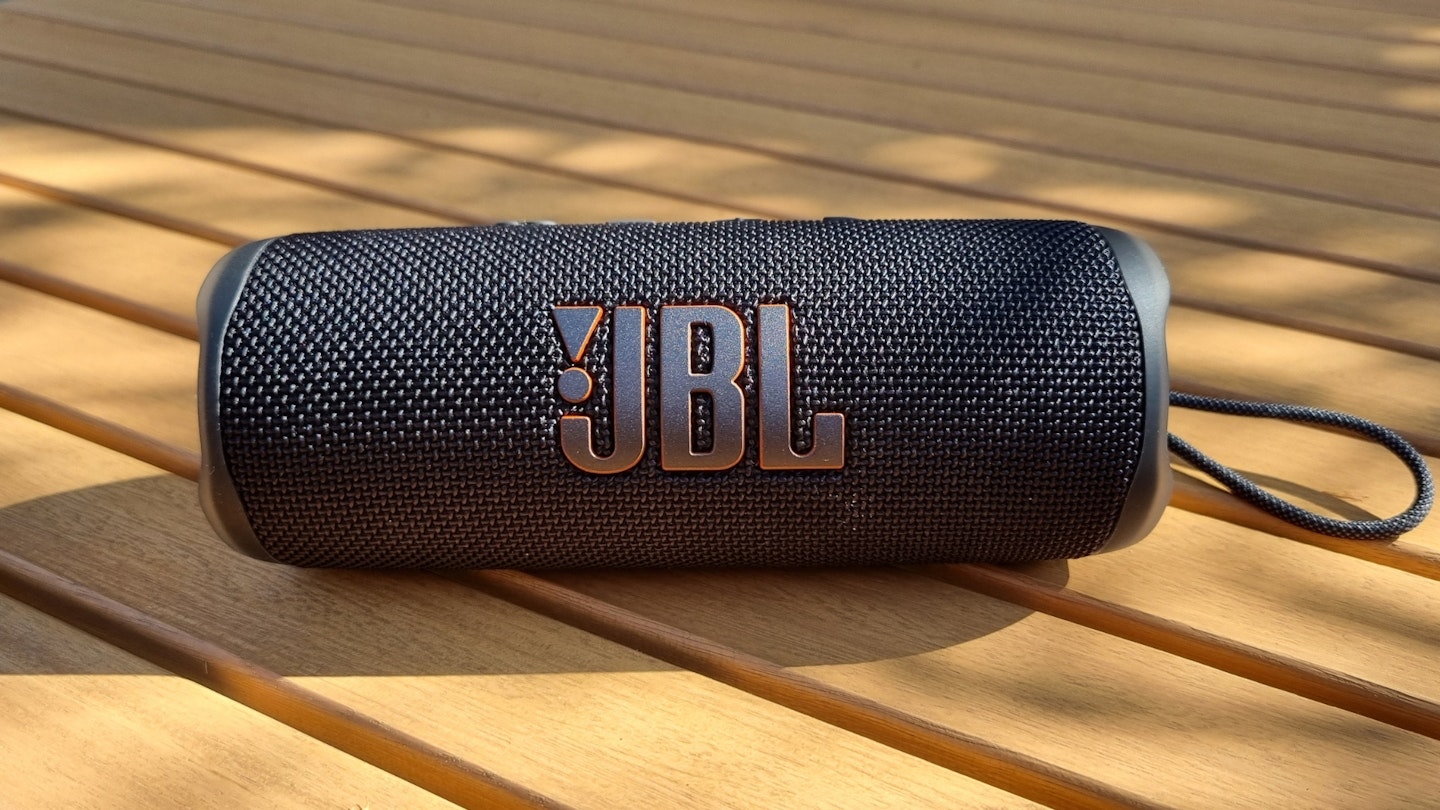 JBL Flip 6 Portable Bluetooth Speaker