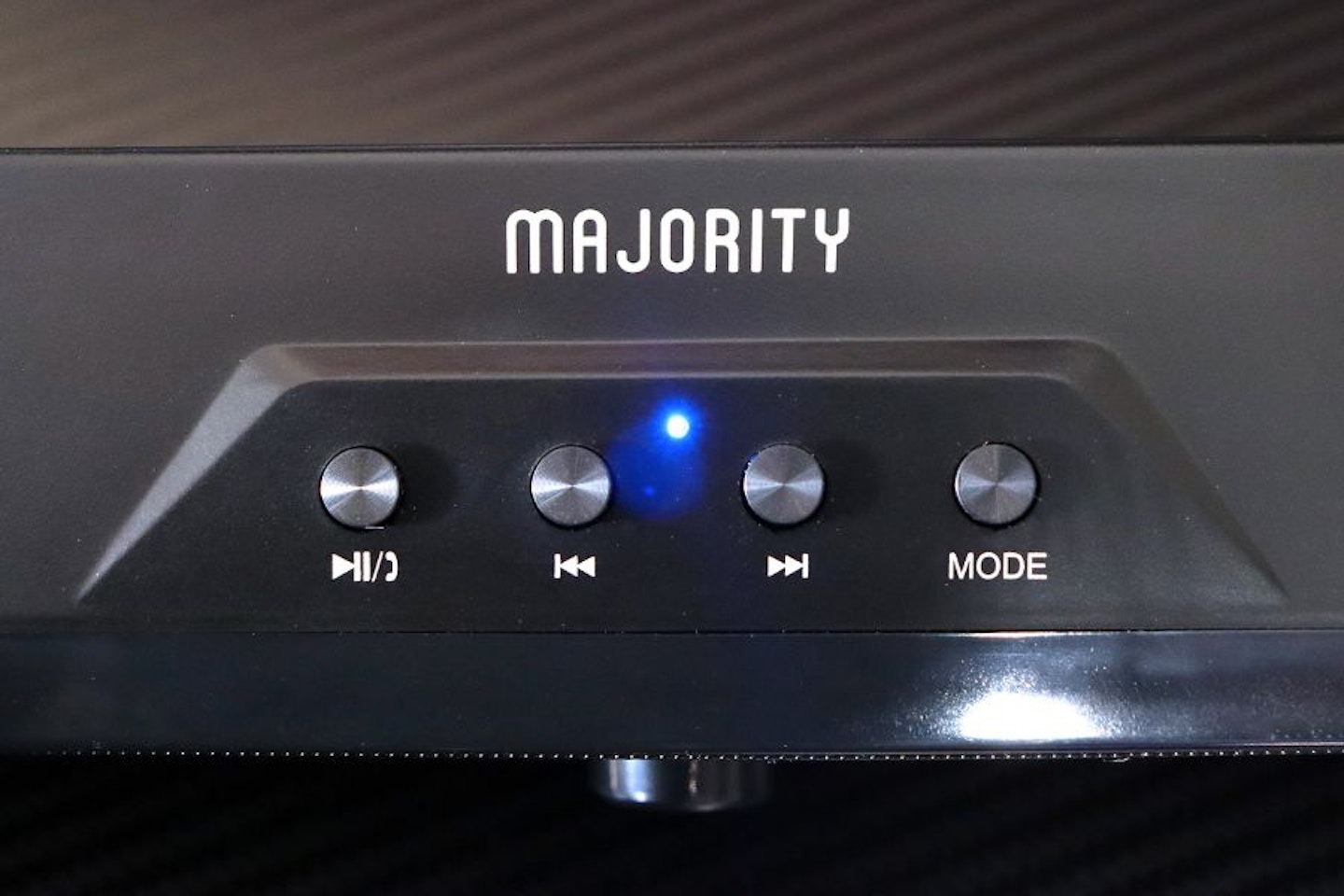 Majority Atlas portable soundbar controls