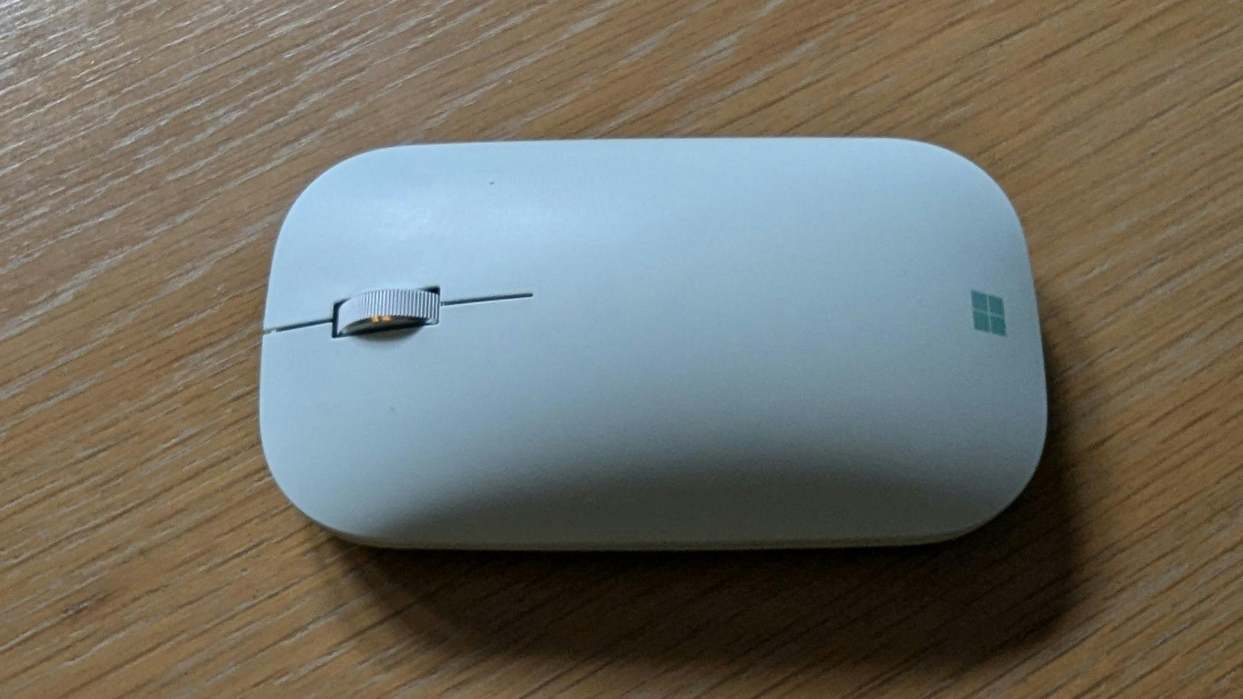 Simple and sleek: Microsoft Modern Mobile Mouse review