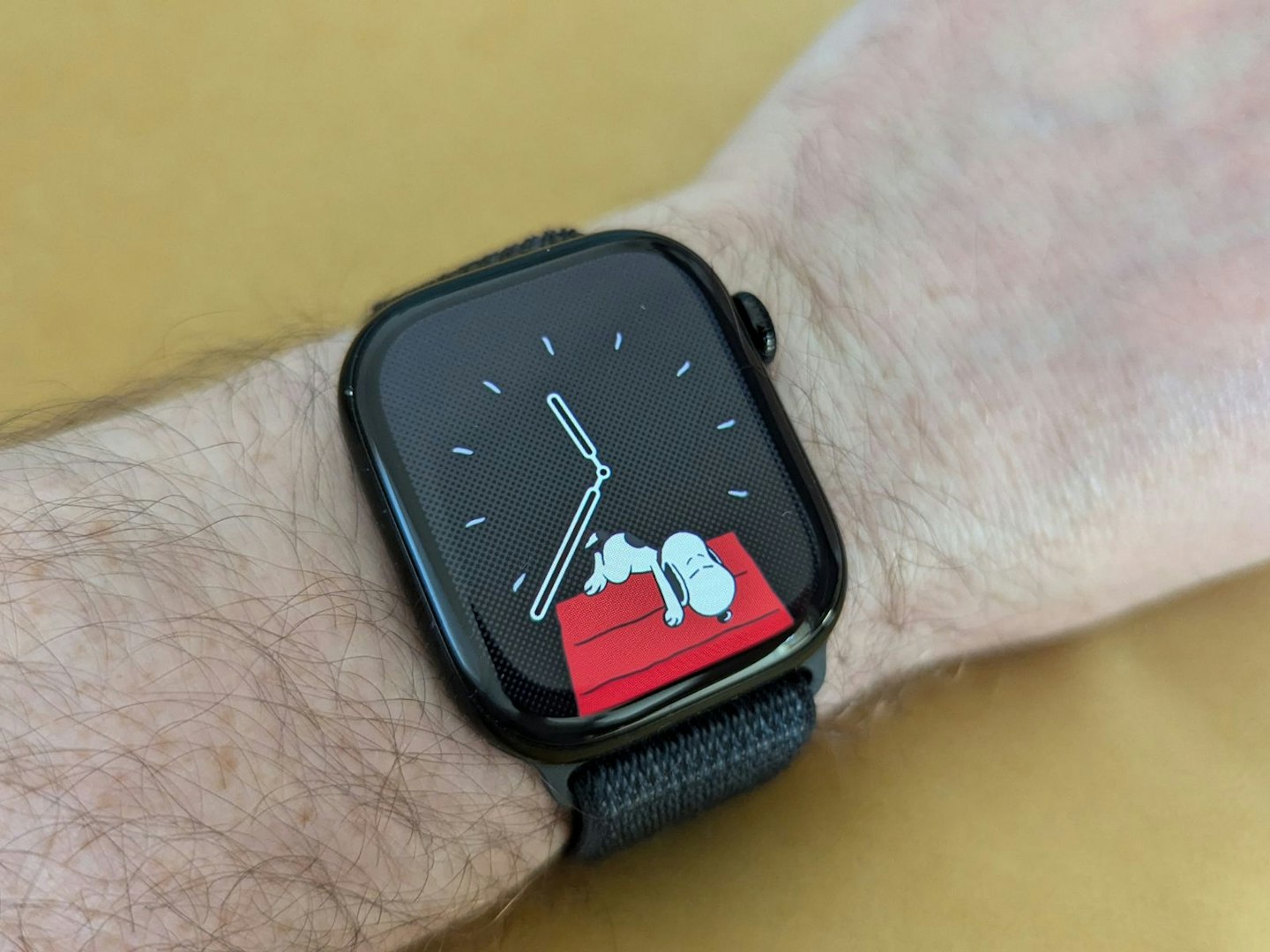 Snoopy watch face on Apple Watch Series 10