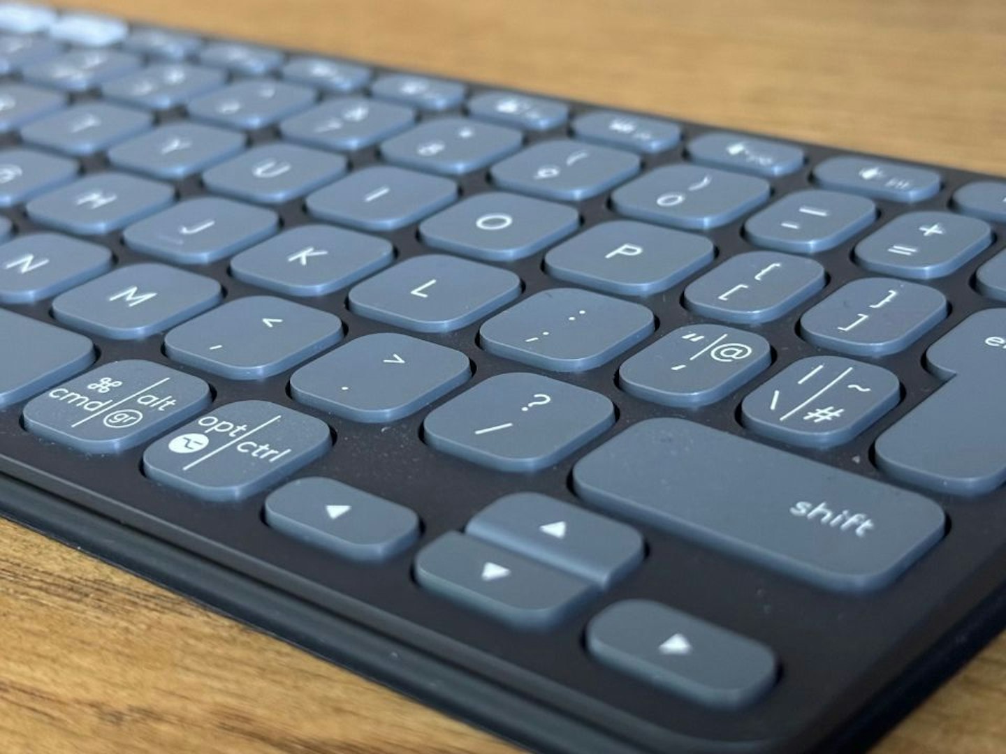 Logitech Keys-To-Go 2 Keyboard