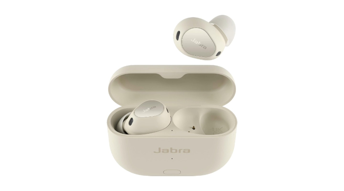 Jabra Elite 10 Gen 2 Earbuds in white. Alternatives to Sony WF-1000XM5, Marshall Motif II and Bose QuietComfort Ultra. 