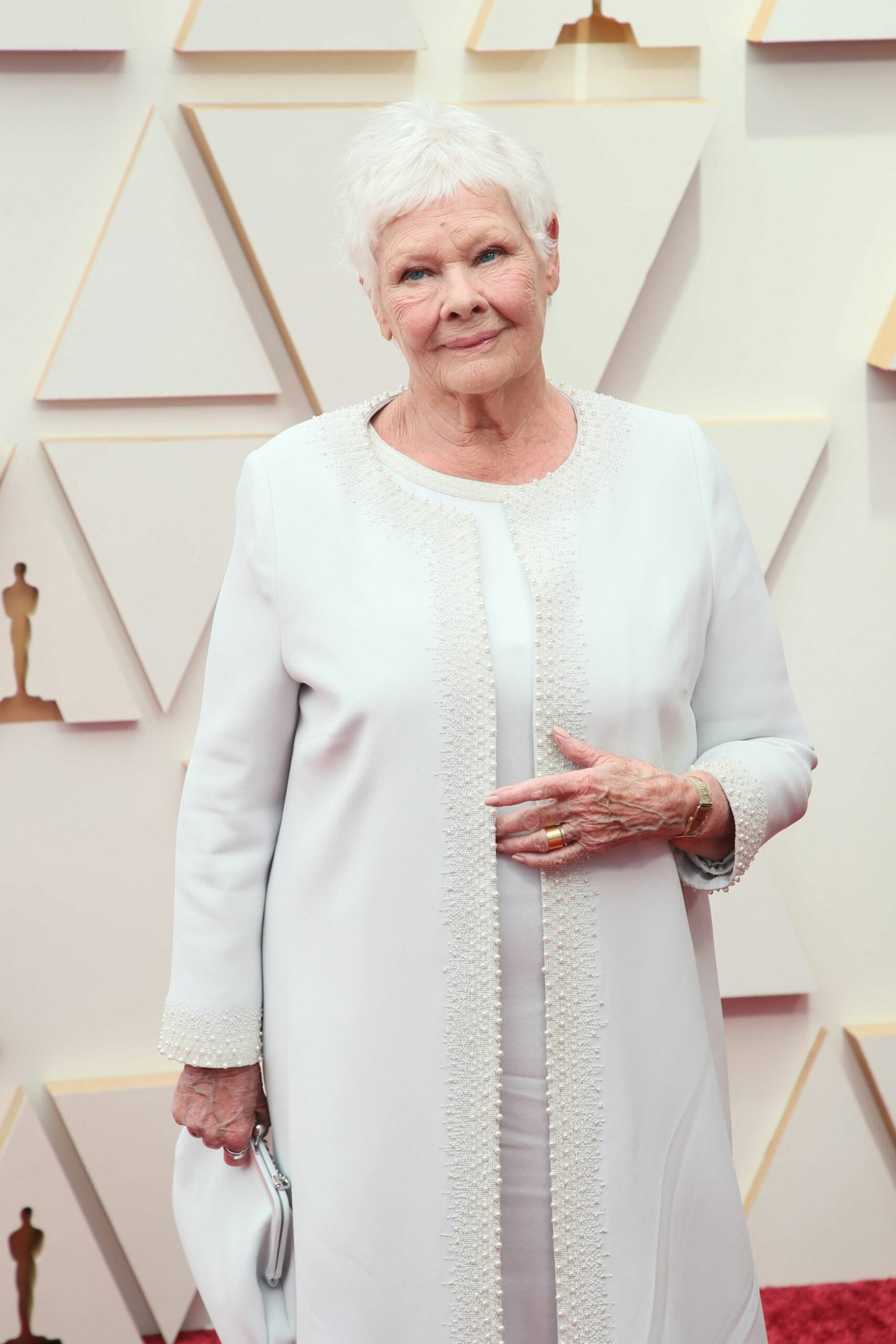 judi dench grey hair 