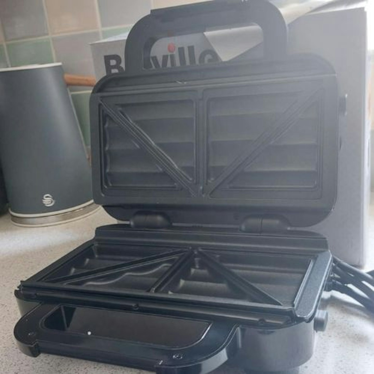 Breville Deep Fill VST082 Sandwich Toaster - Dark Steel