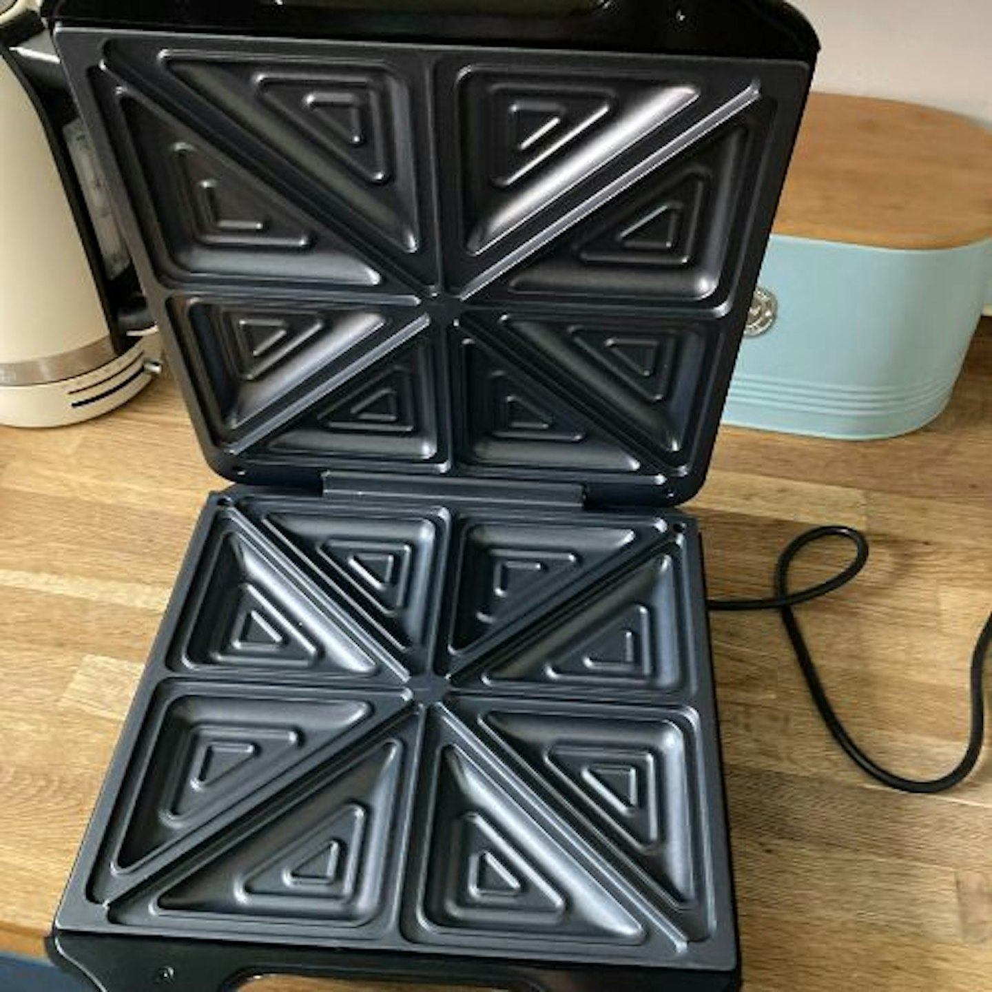 VonShef Sandwich Toaster 4 Slice open