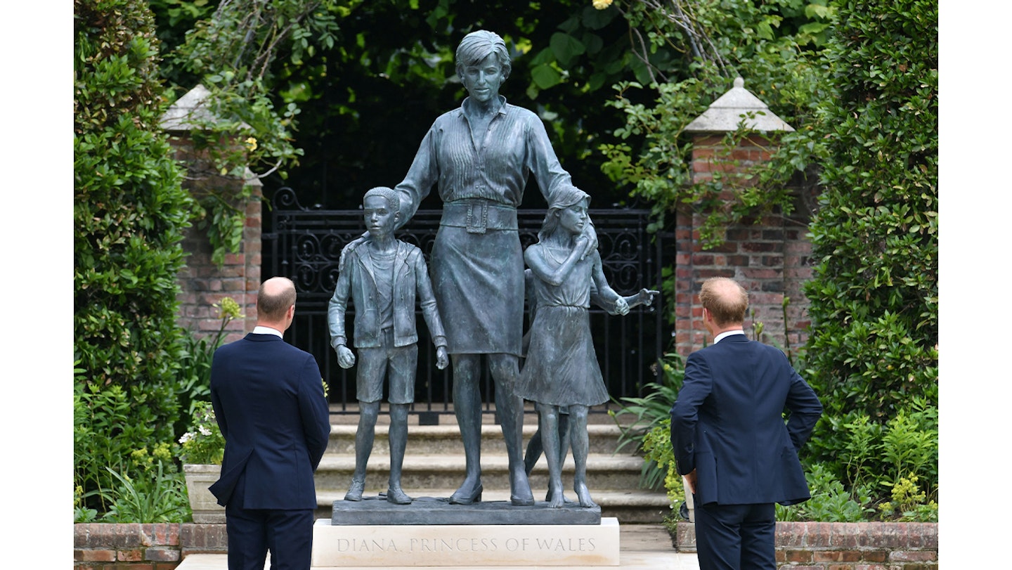 Princess-Diana-statue