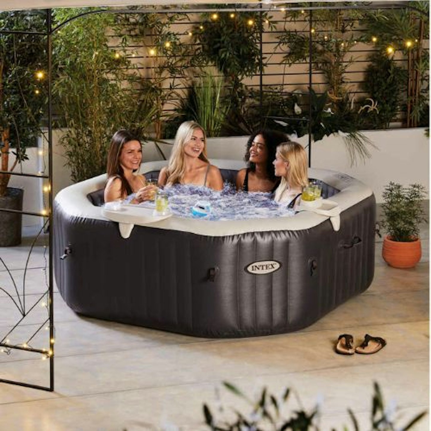 Intex Inflatable 4 Person Hot Tub