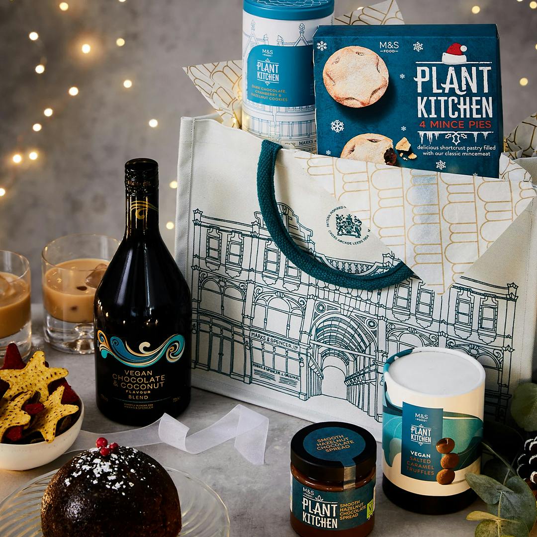 The Best Marks And Spencer Christmas Hampers And Food Gifts | Wellbeing ...