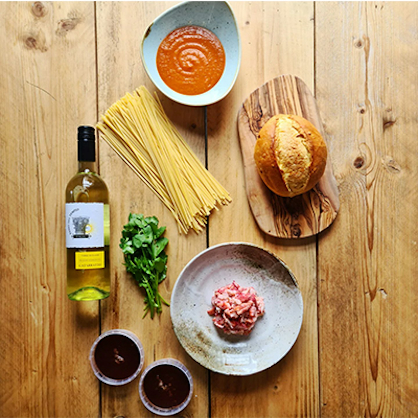 CRAB LINGUINE & WINE BOX