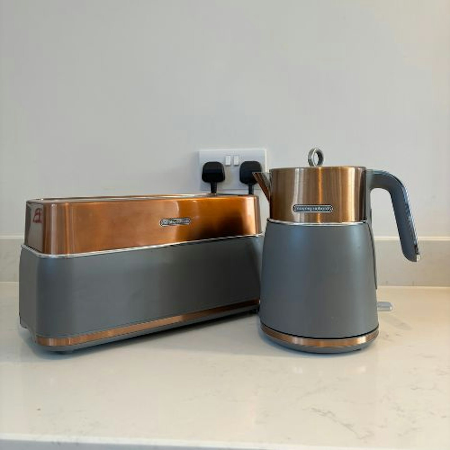Morphy Richards Signature Kettle and Toaster Set