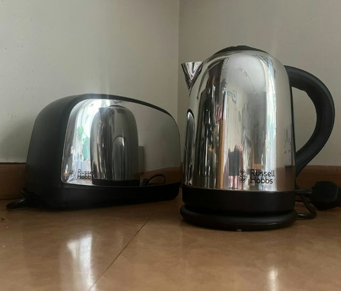 Russell Hobbs Lincoln Kettle And Toaster Set