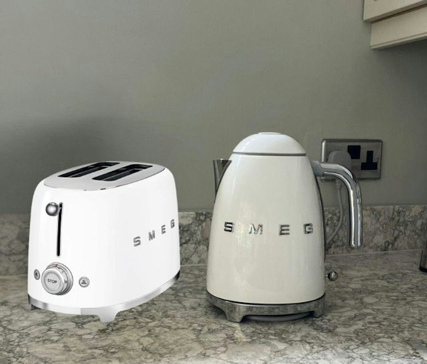 Smeg Kettle and Two-Slice Toaster