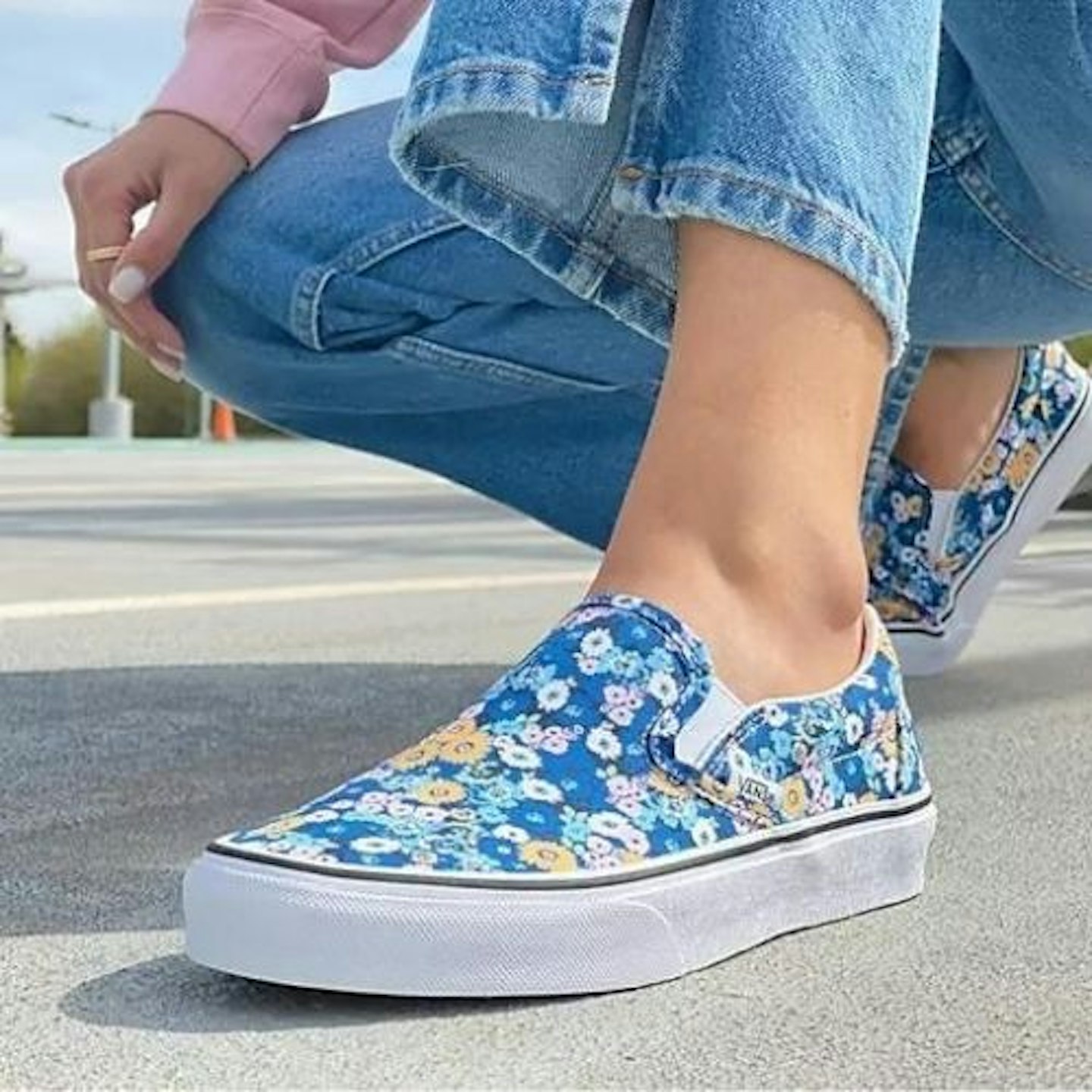 Vans Classic Slip-On Floral Trainers In Multi