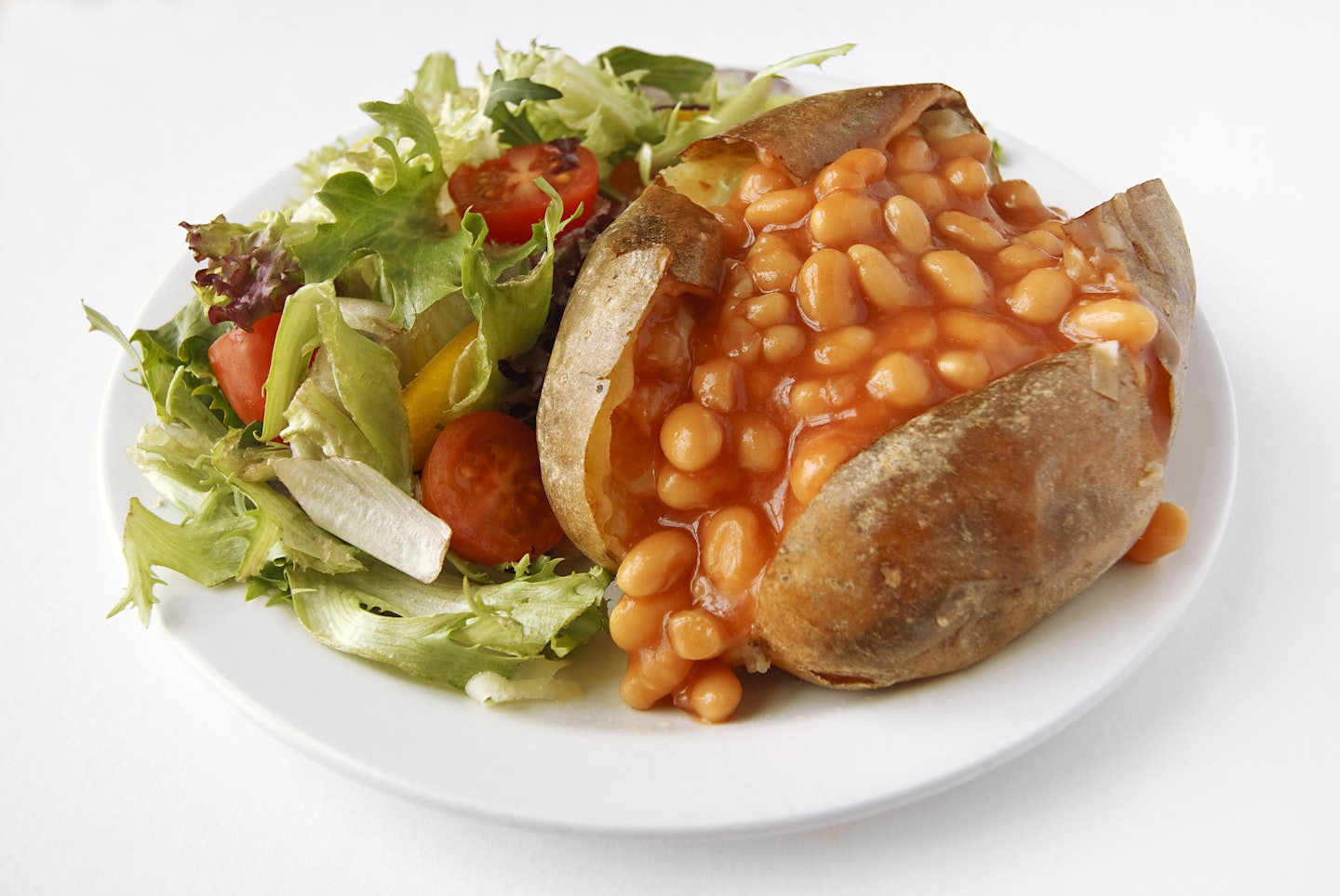 jacket potato with beans