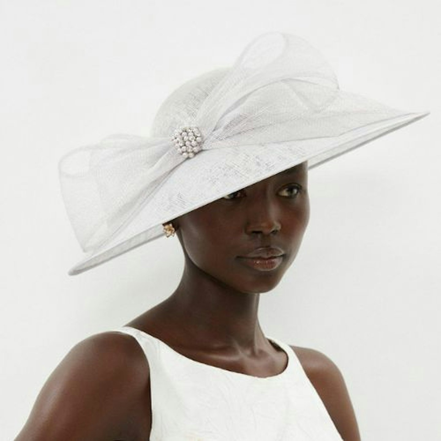 Gem Bow Detail Wide Brim Fascinator