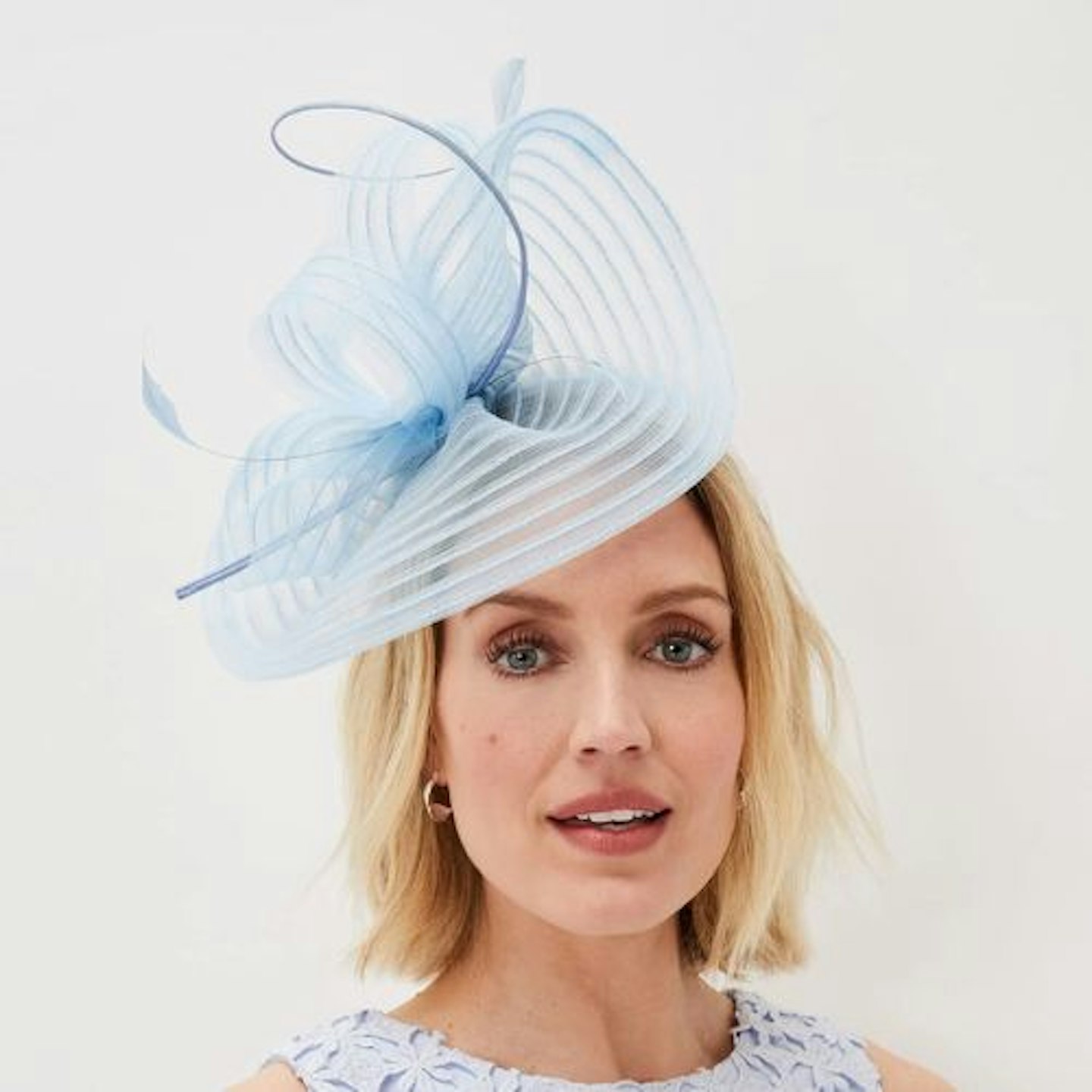 Twist Top Fascinator