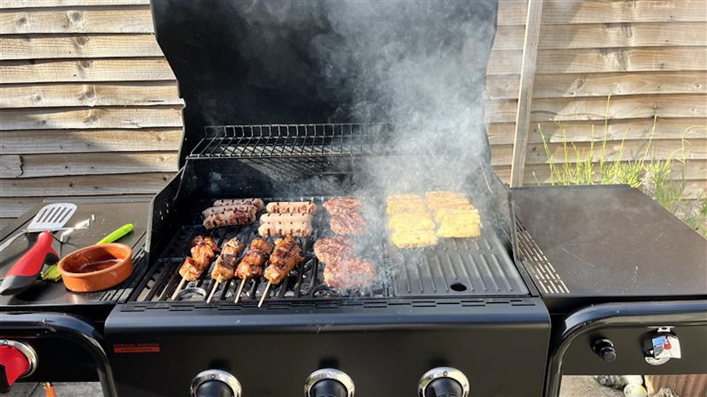 Char-broil gas 2 coal BBQ