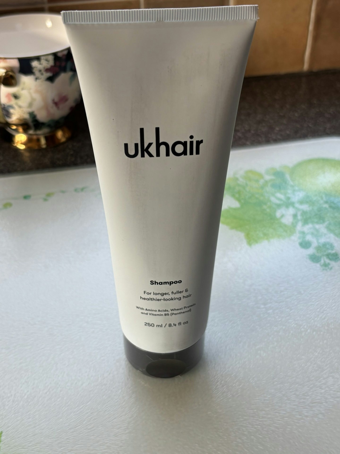 Image of the UKHAIR Growth Shampoo