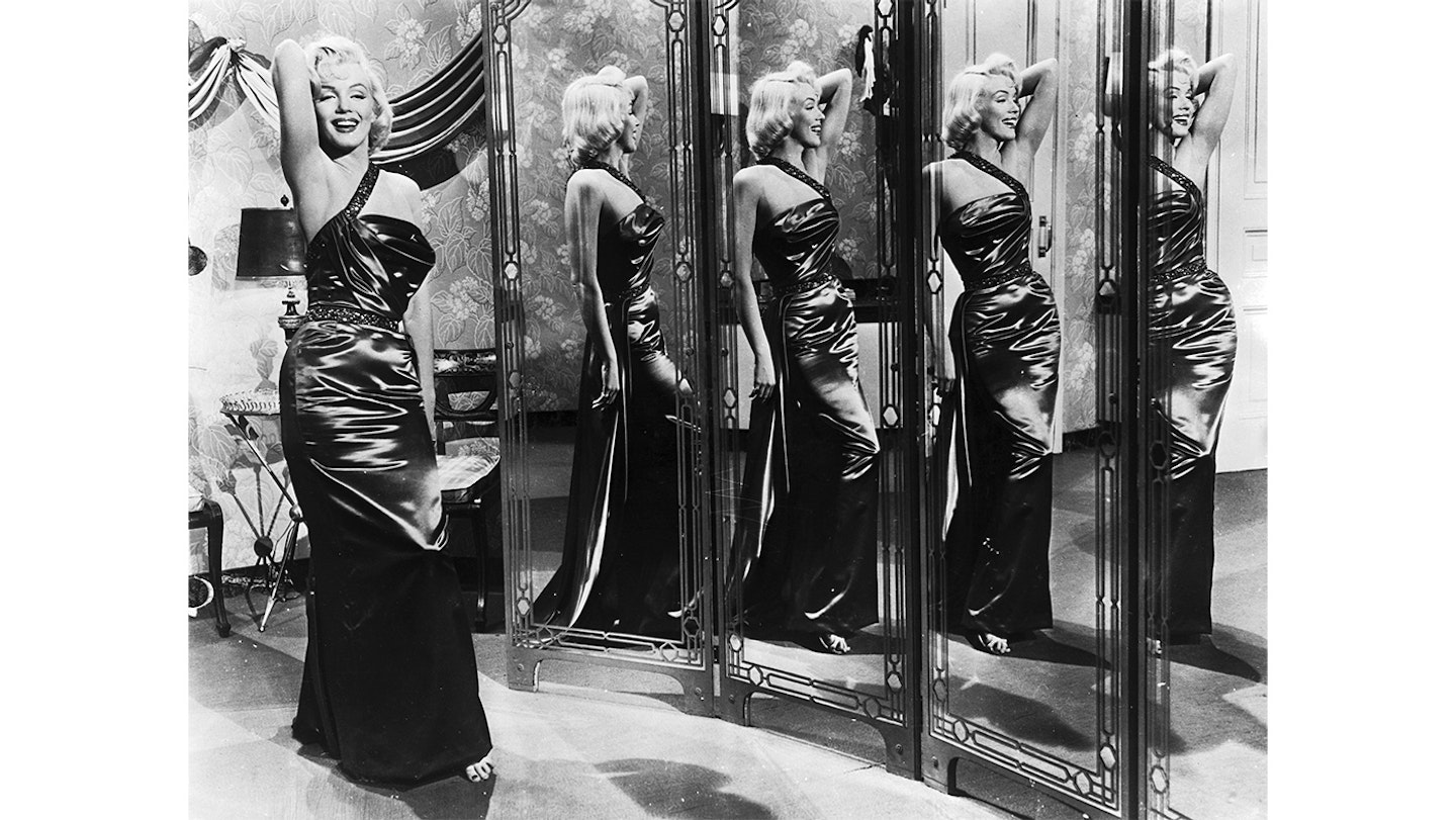 Marilyn monroe dress mirrors