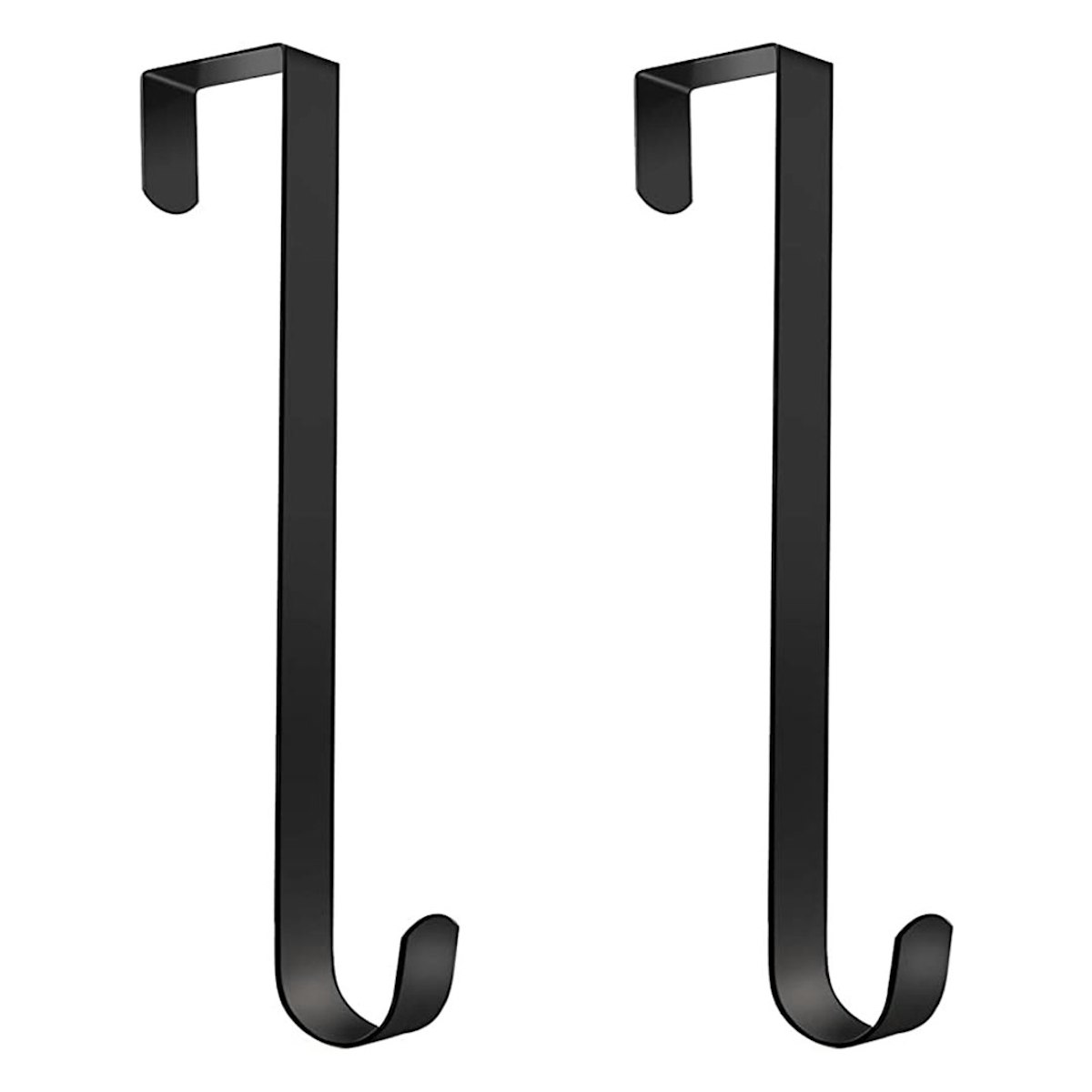 How to hang a wreath on a door without any damage