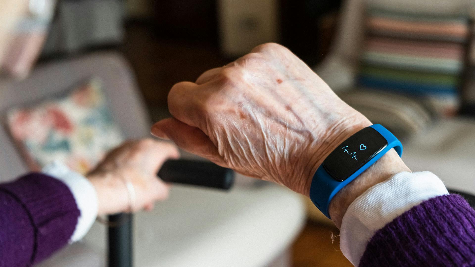 Best Blood Pressure Watches 2024: Smart Watches | HealthNews