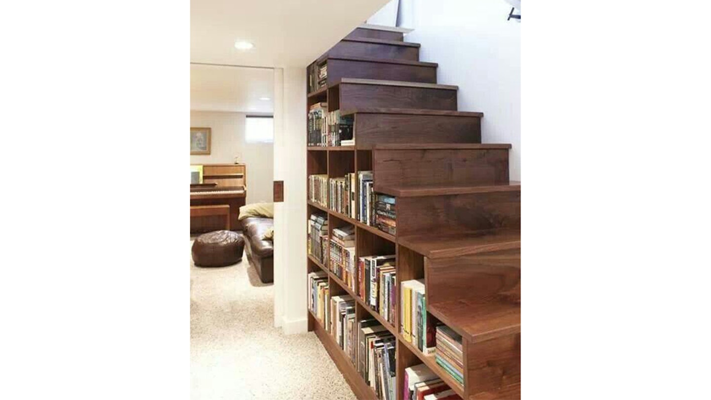 under stairs book shelf