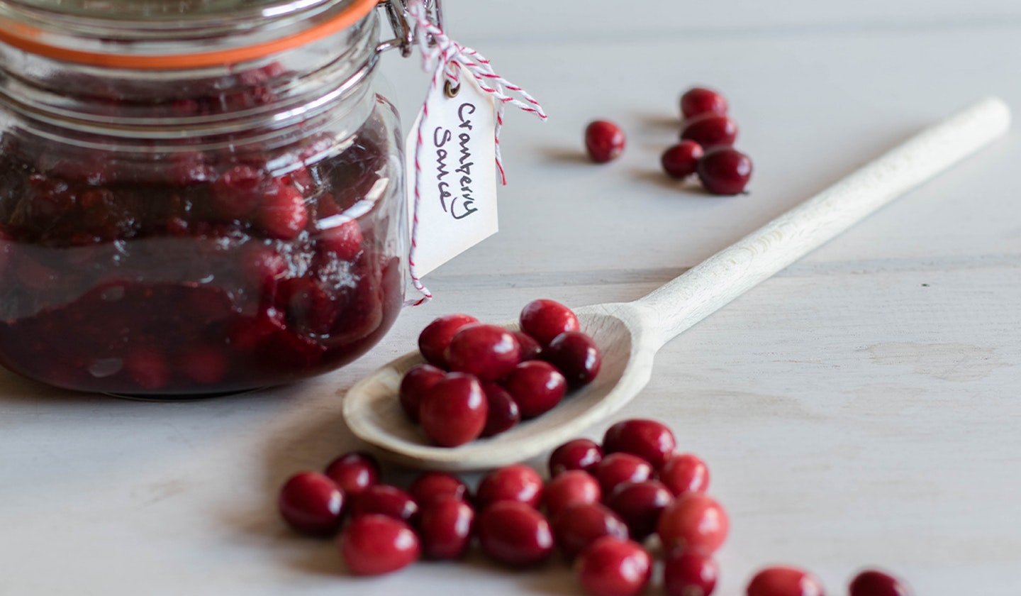 gin and rosemary cranberry sauce