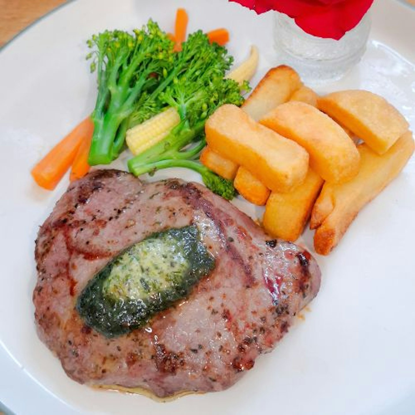 close up of plate, steak and chips from the Co-Op Valentine's meal deal