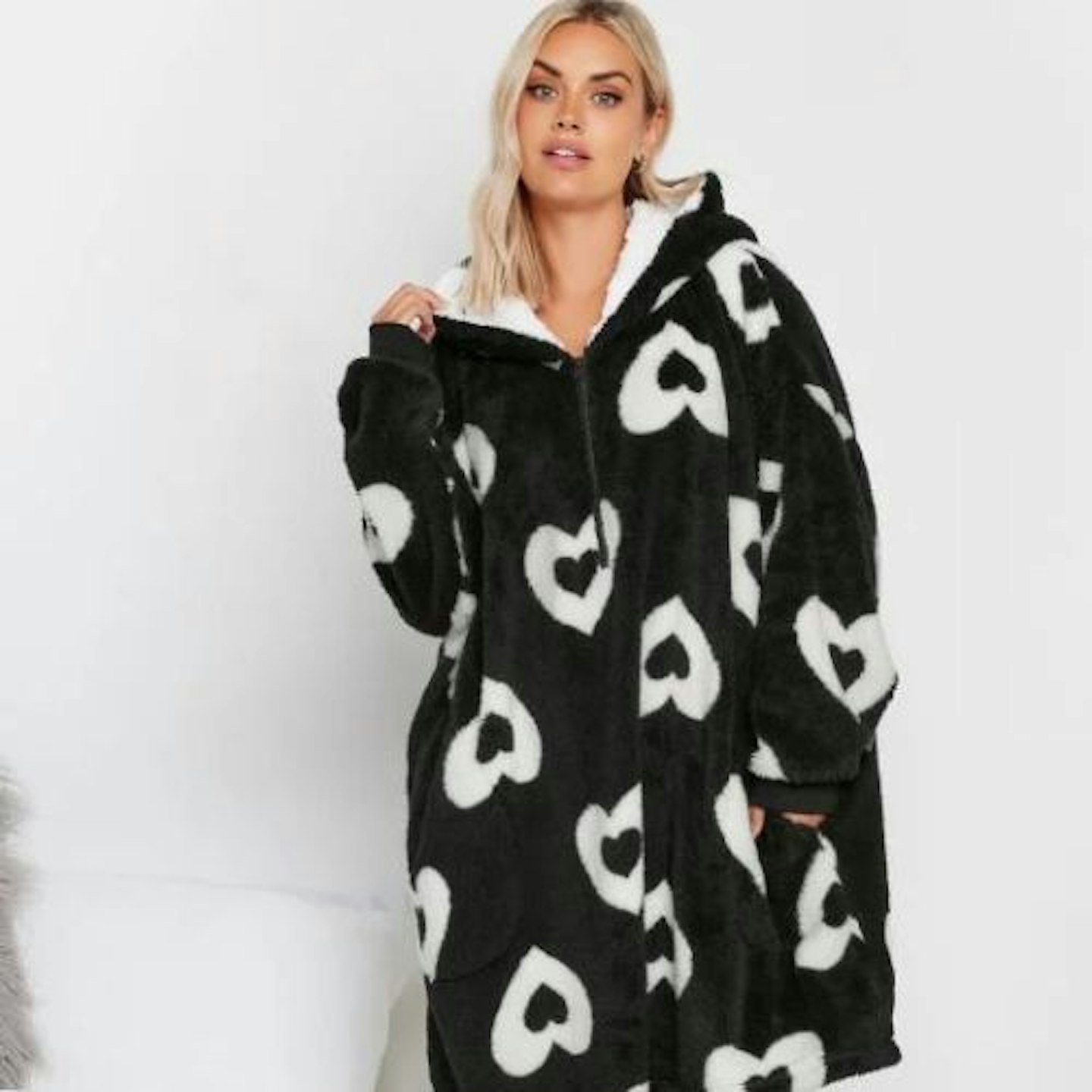 YOURS Curve Black Heart Oversized Blanket Hoodie