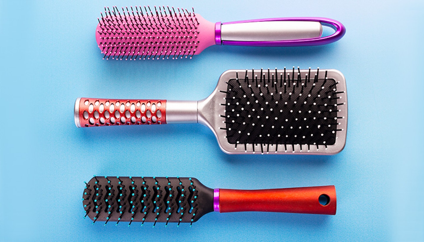 how to clean hairbrush