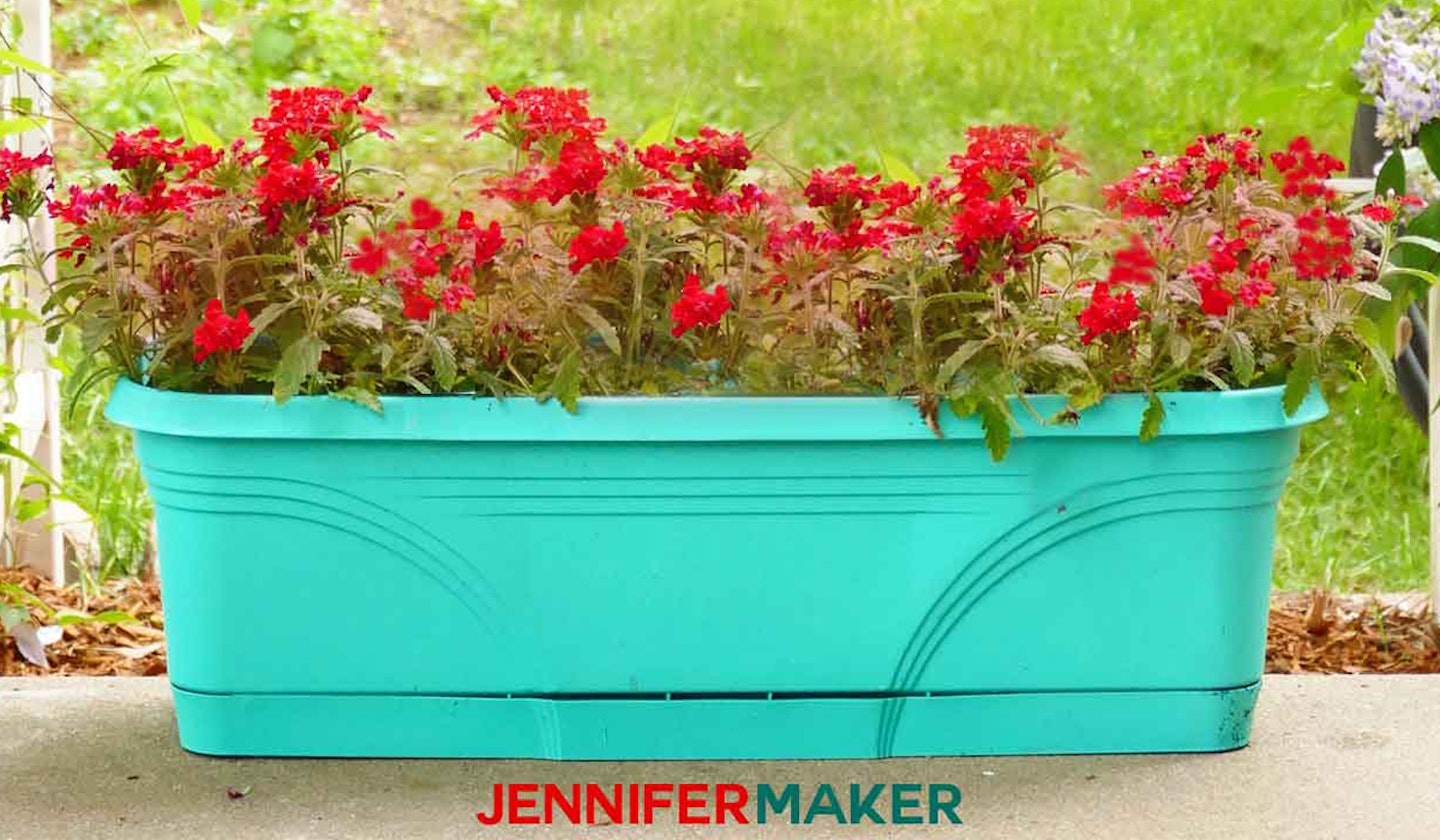 spray painted planter