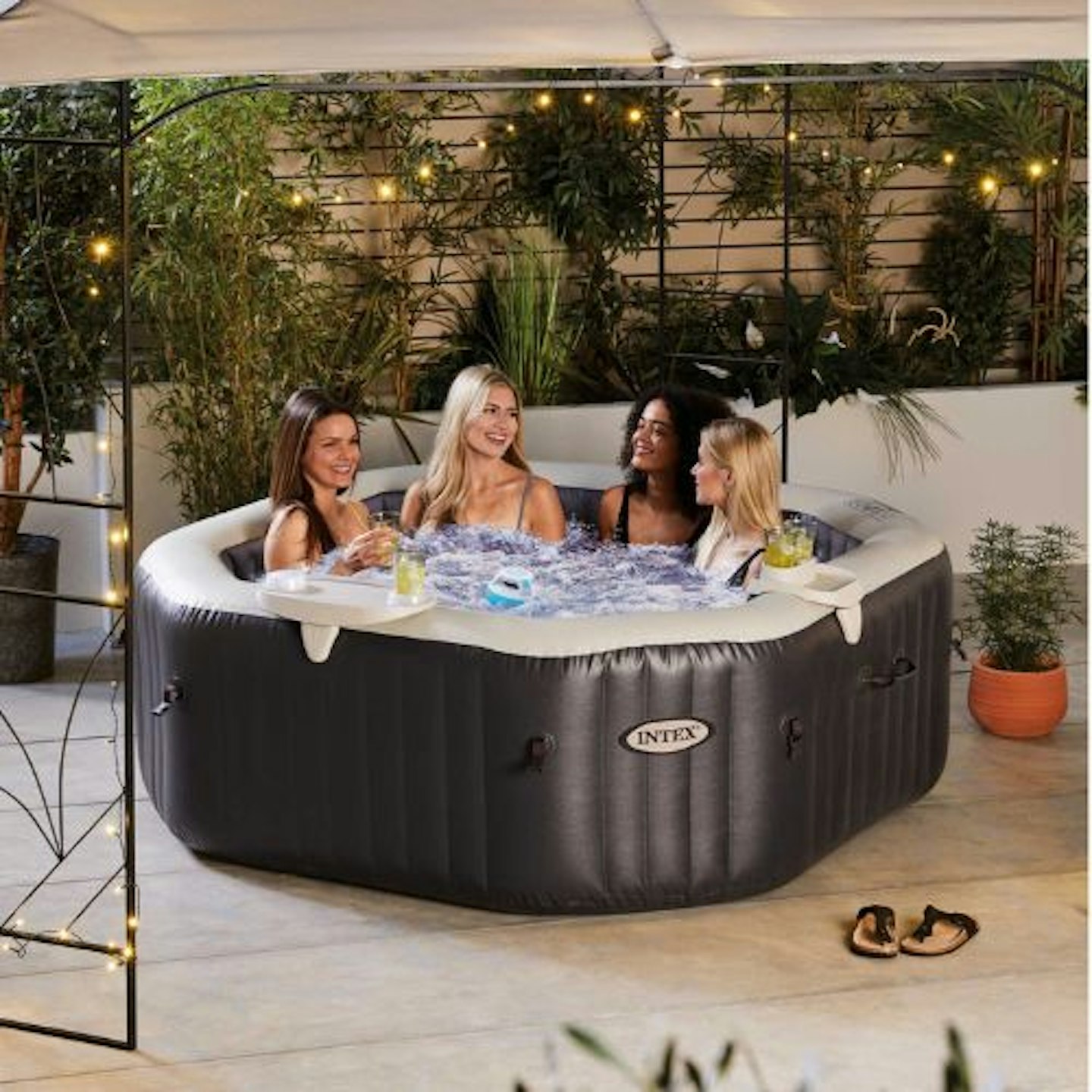 Intex Inflatable 4 Person Hot Tub