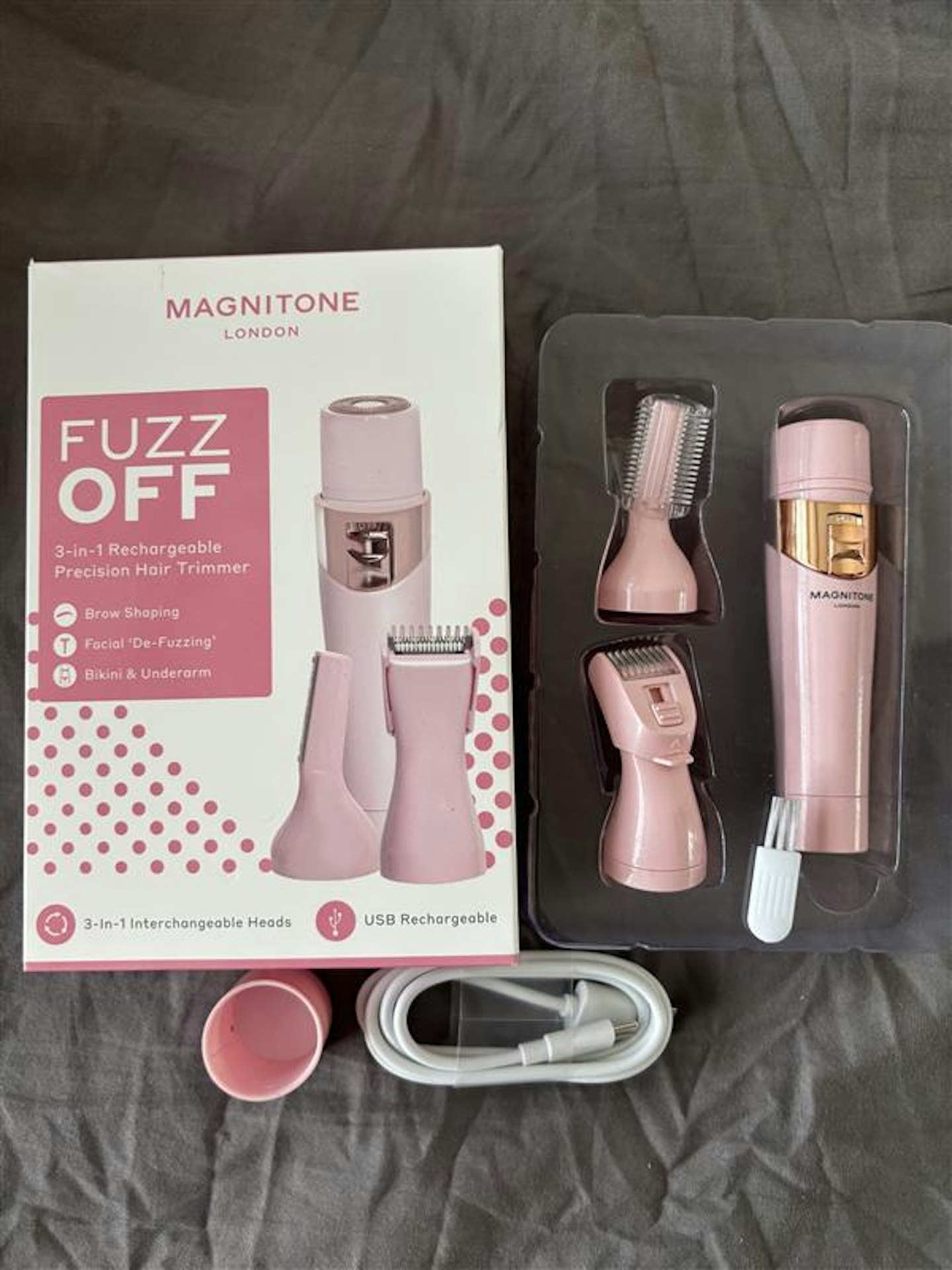 Image of the MAGNITONE FuzzOff 3-in-1 Precision Hair Trimmer 
