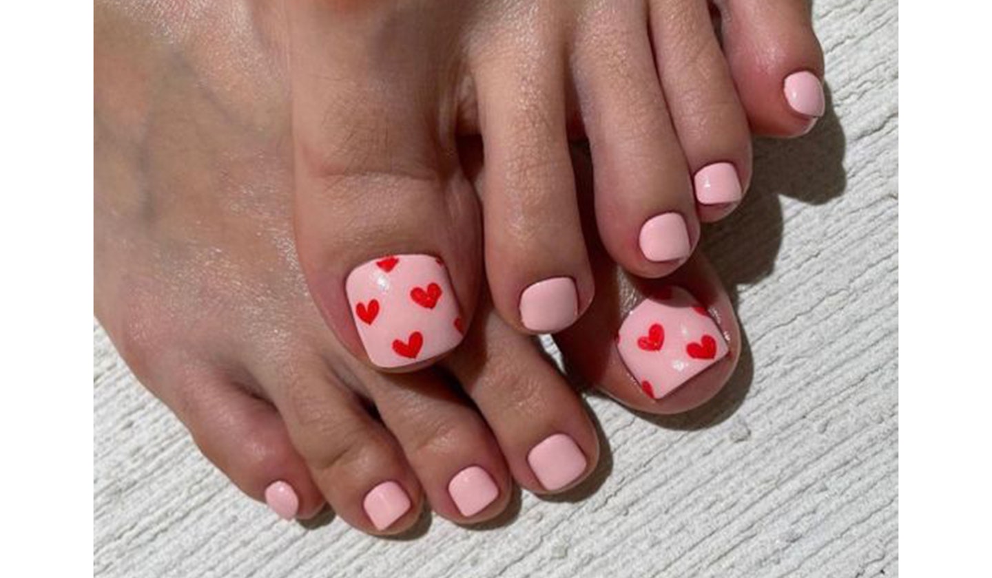 Love heart pedicure