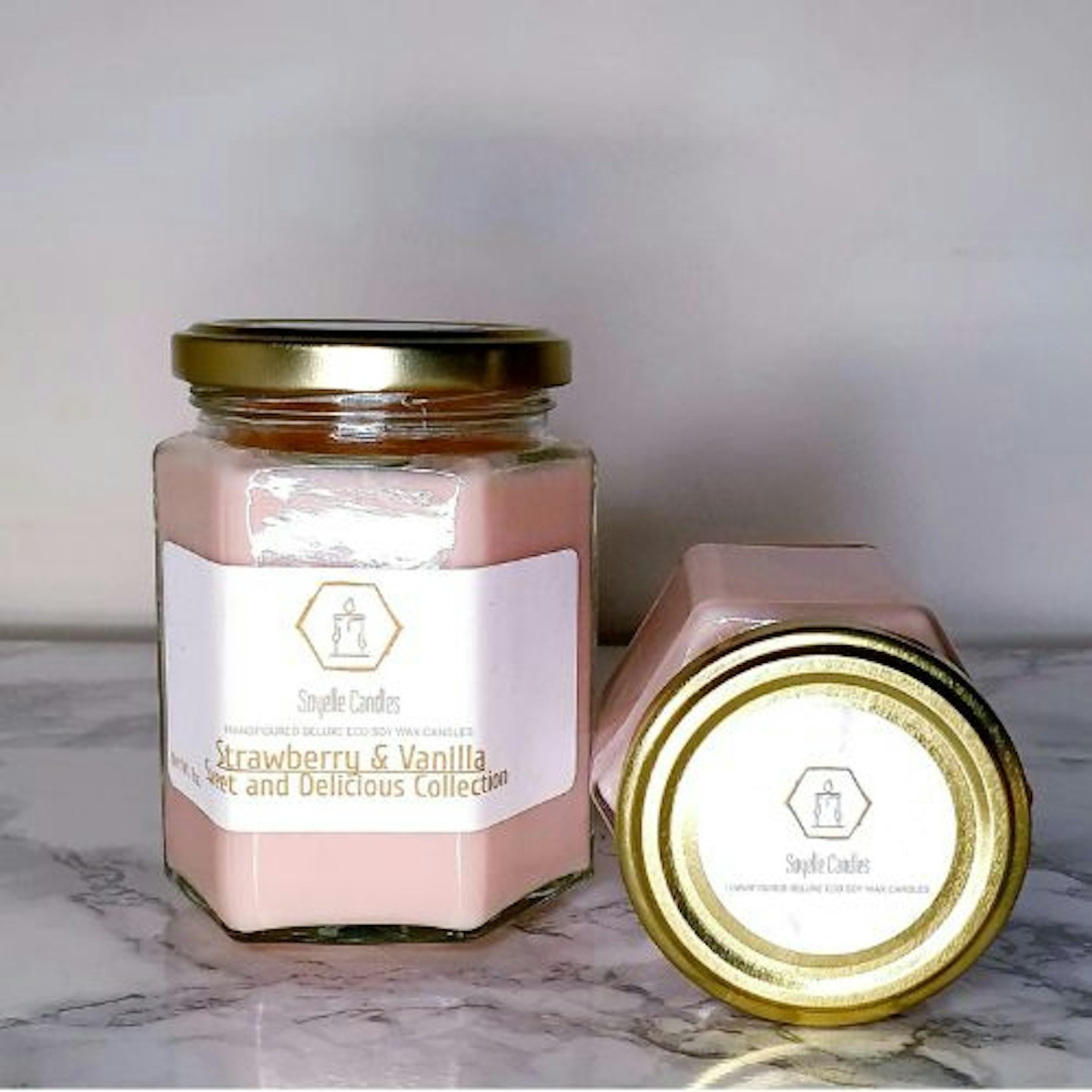 STRAWBERRY & VANILLA CANDLE | SWEET & DELICIOUS COLLECTION | 280G