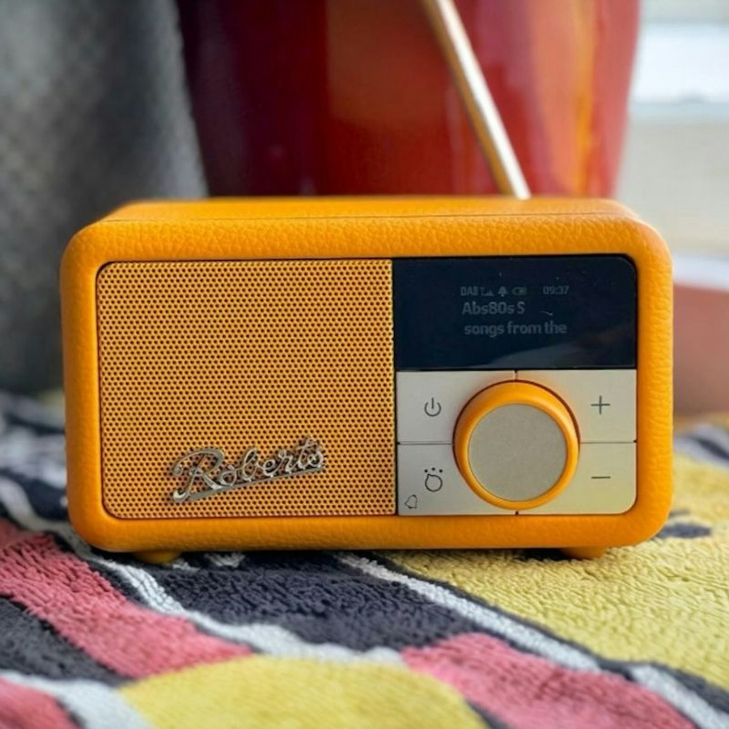 Roberts Revival PETITE2 FMDABDAB+ Portable Radio, Bluetooth, Alarm, Sunshine Yellow