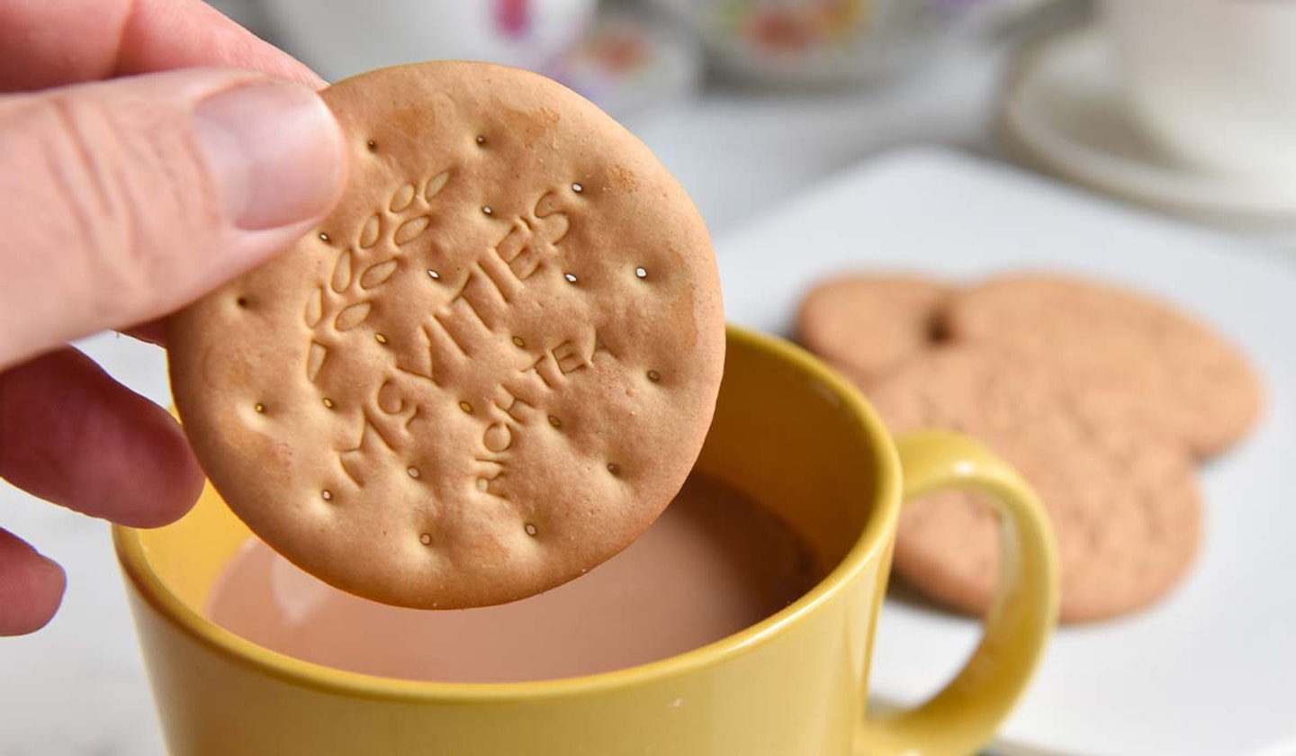 Rich tea biscuits