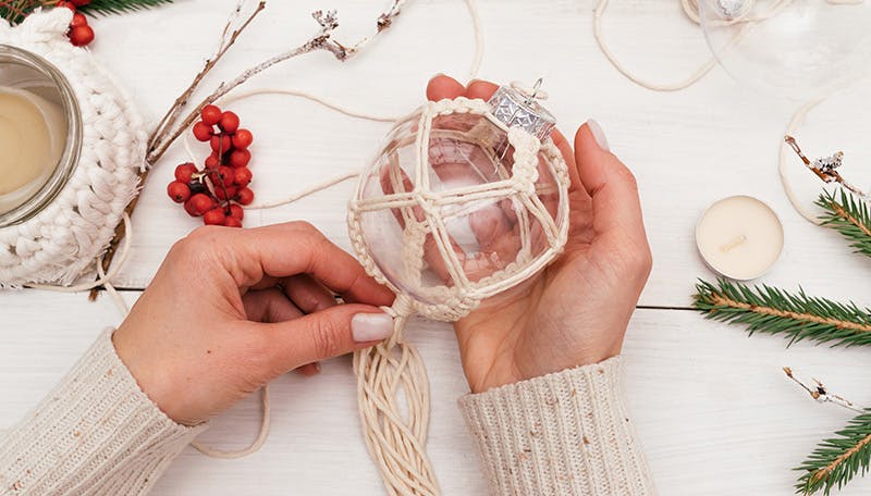 13 DIY Christmas Baubles For This Festive Season   Make Your Own DIY Christmas Baubles 