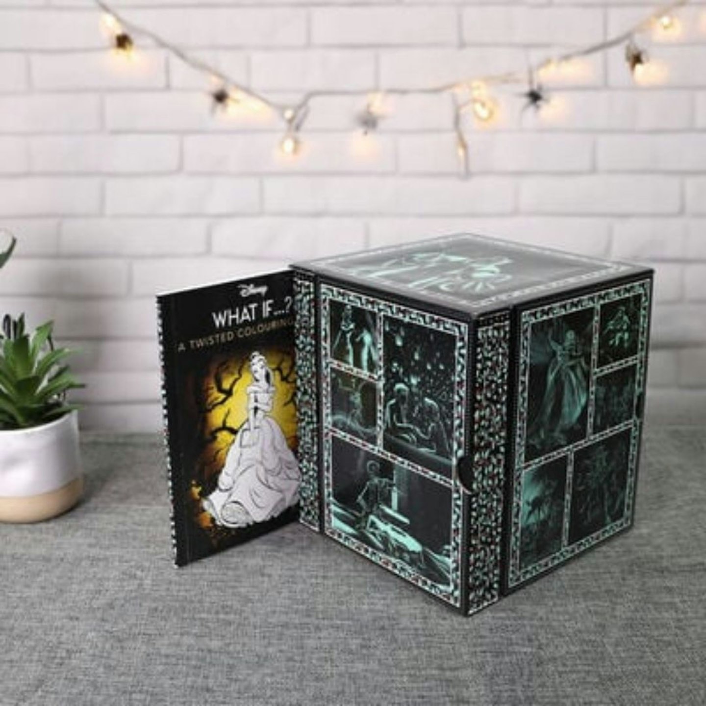 Disney Twisted Tales Advent Calendar: 10 Book Collection
