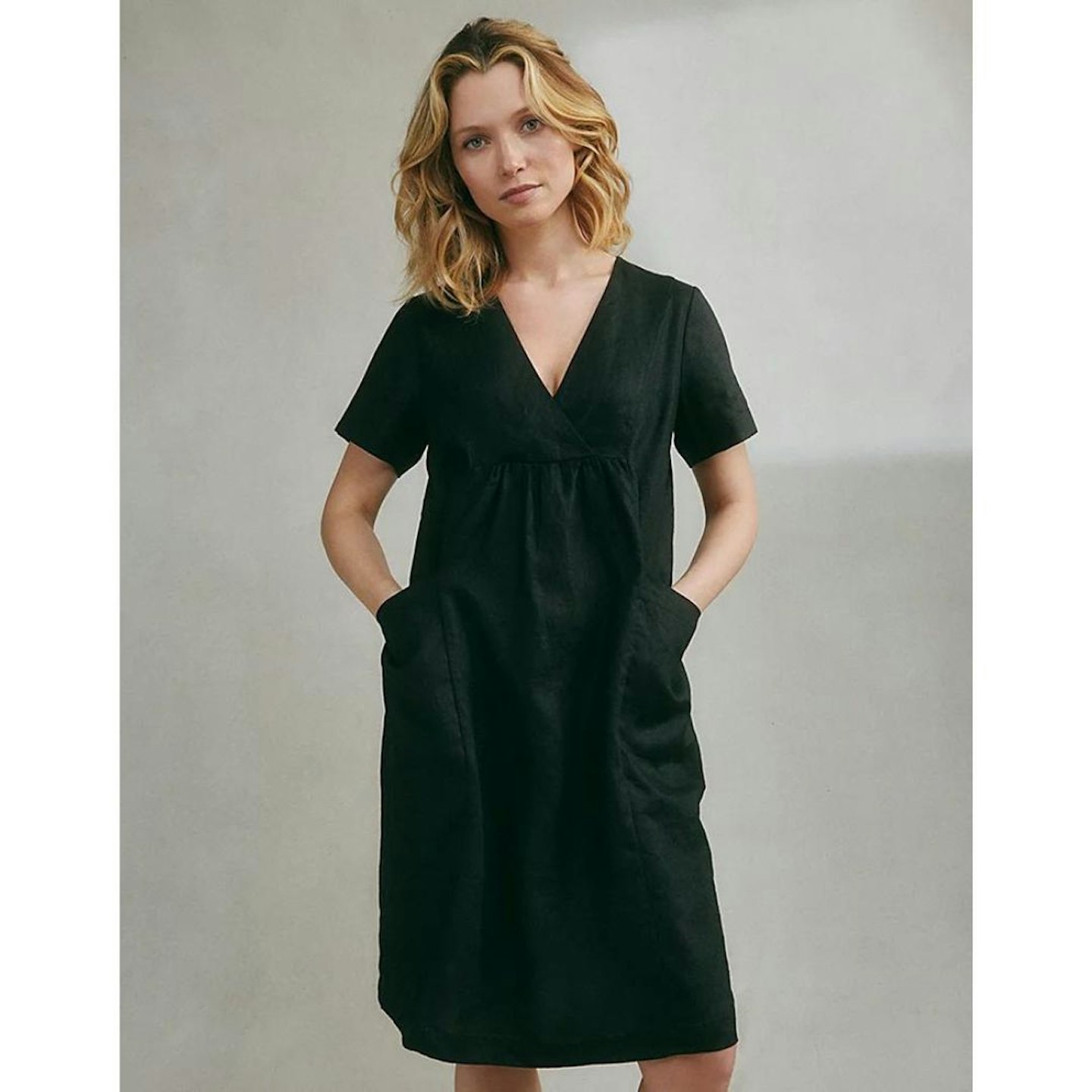 The White Company sale : Linen Cross Front Pop Over Dress