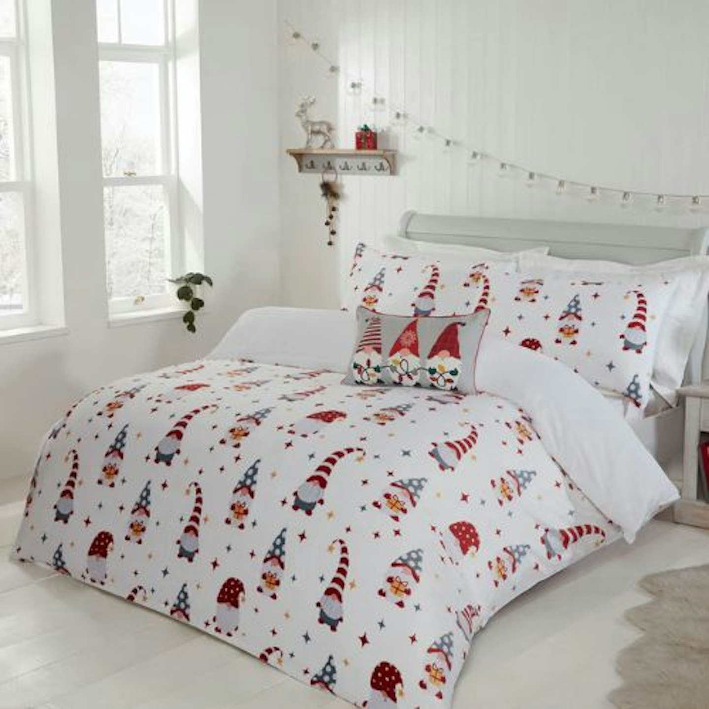 Gonk Red Fleece Christmas Duvet Set