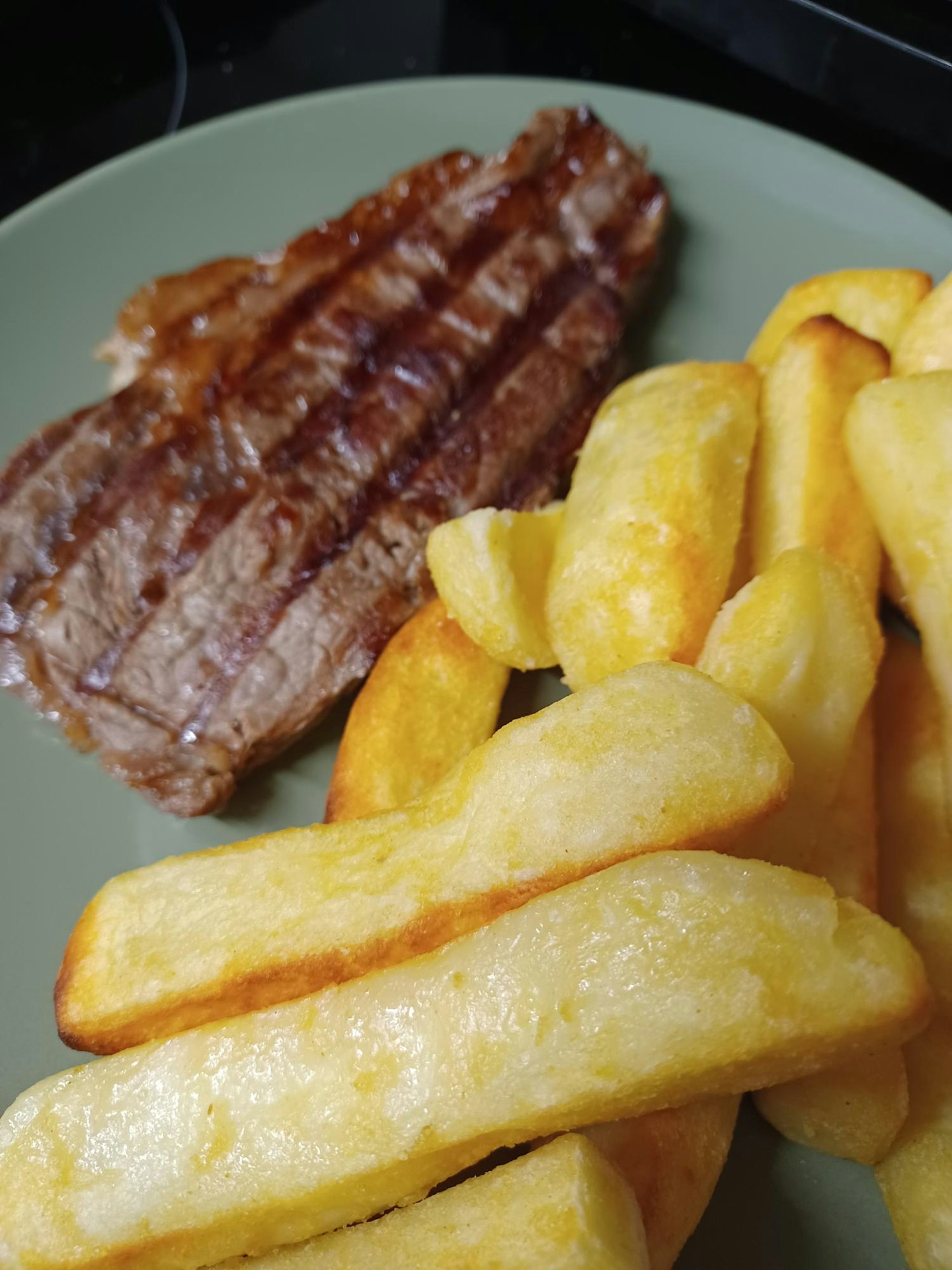 Steak cooked in a George Foreman