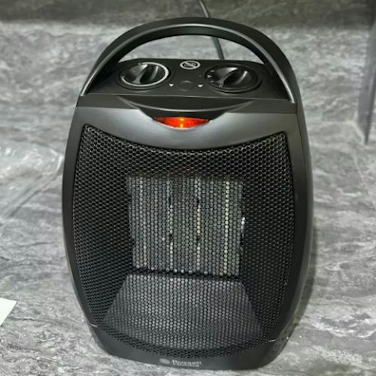 Russell Hobbs 1500W Portable Ceramic Heater front view