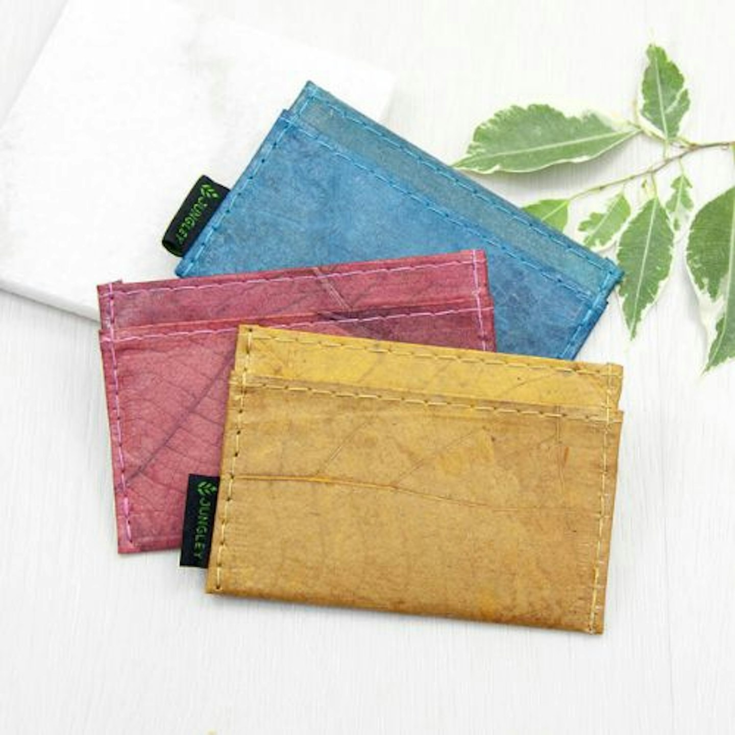 Vegan Teak Leaf Leather Card Holder