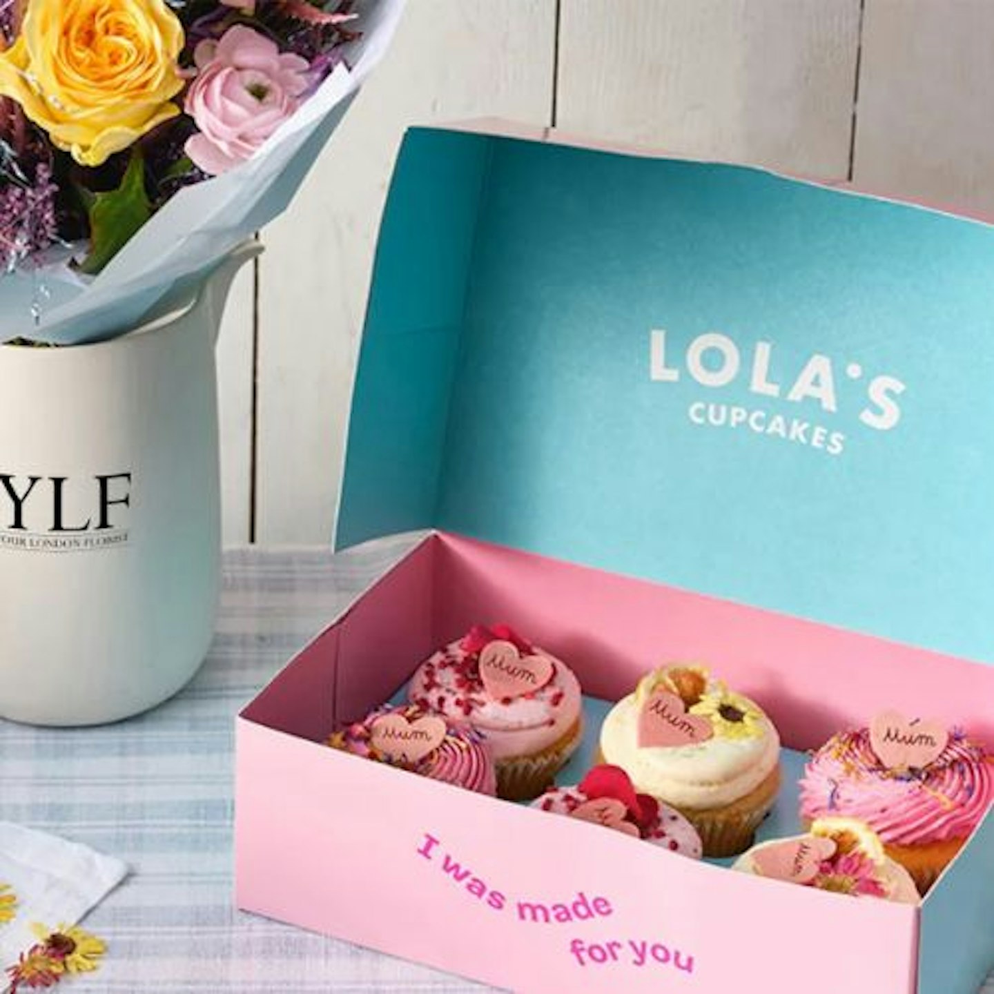 Lola's Cupcakes Mother's Day Cupcake Flower Bundle