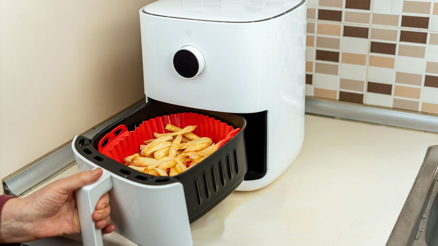 French fries in the airfryer