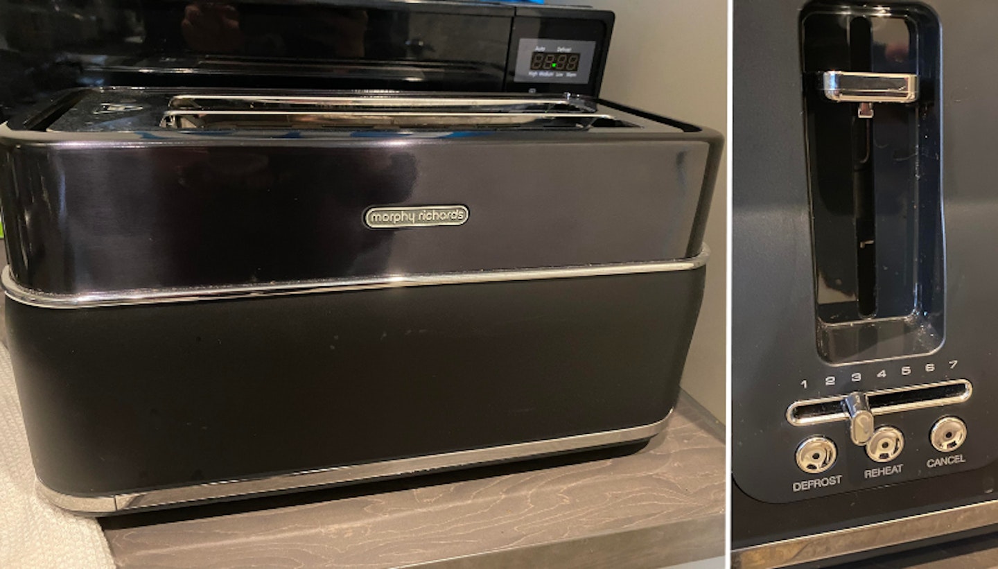 Morphy Richards 4-slice toaster in black