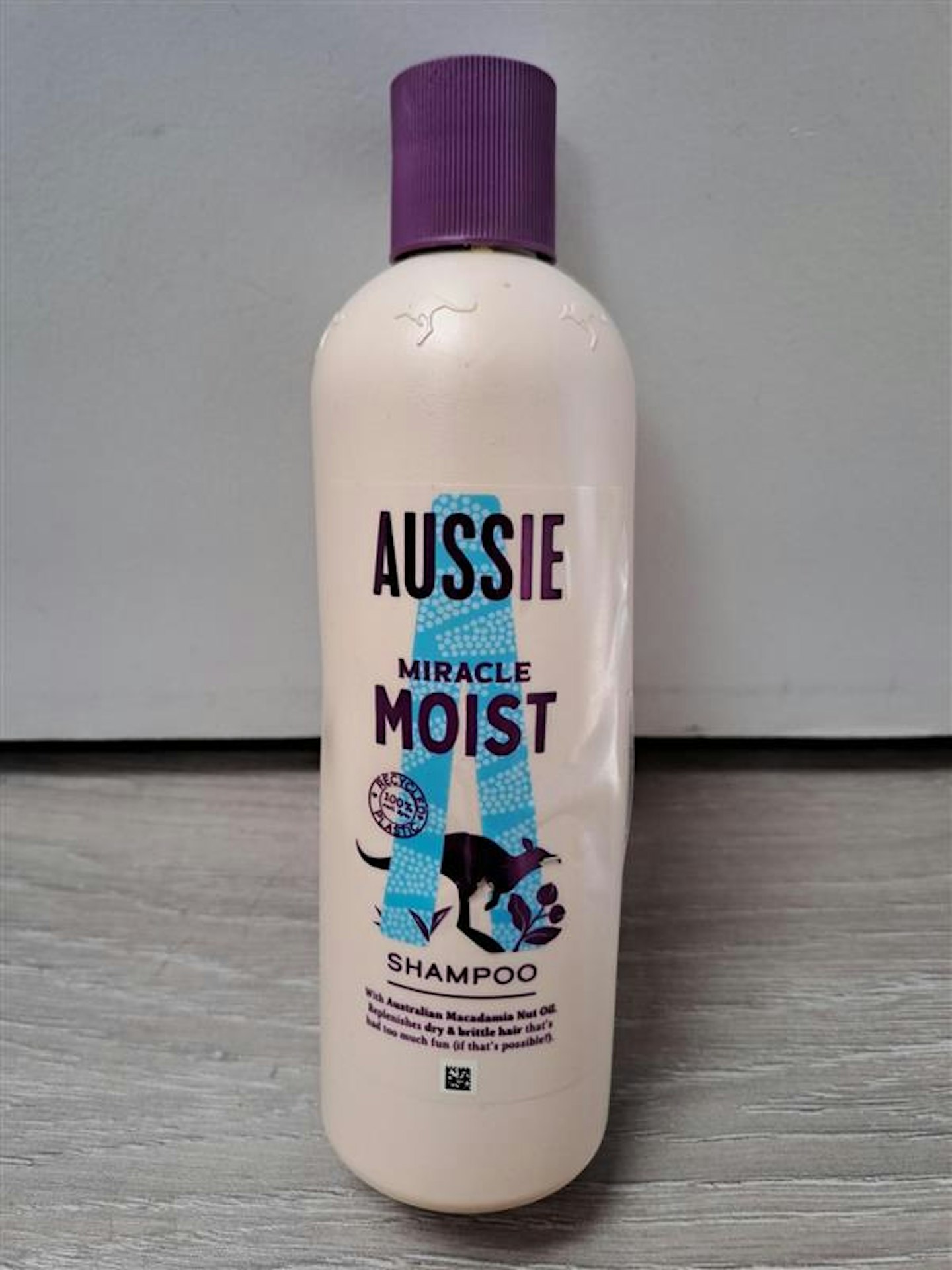 Tried & Tested: Aussie Miracle Moist Shampoo