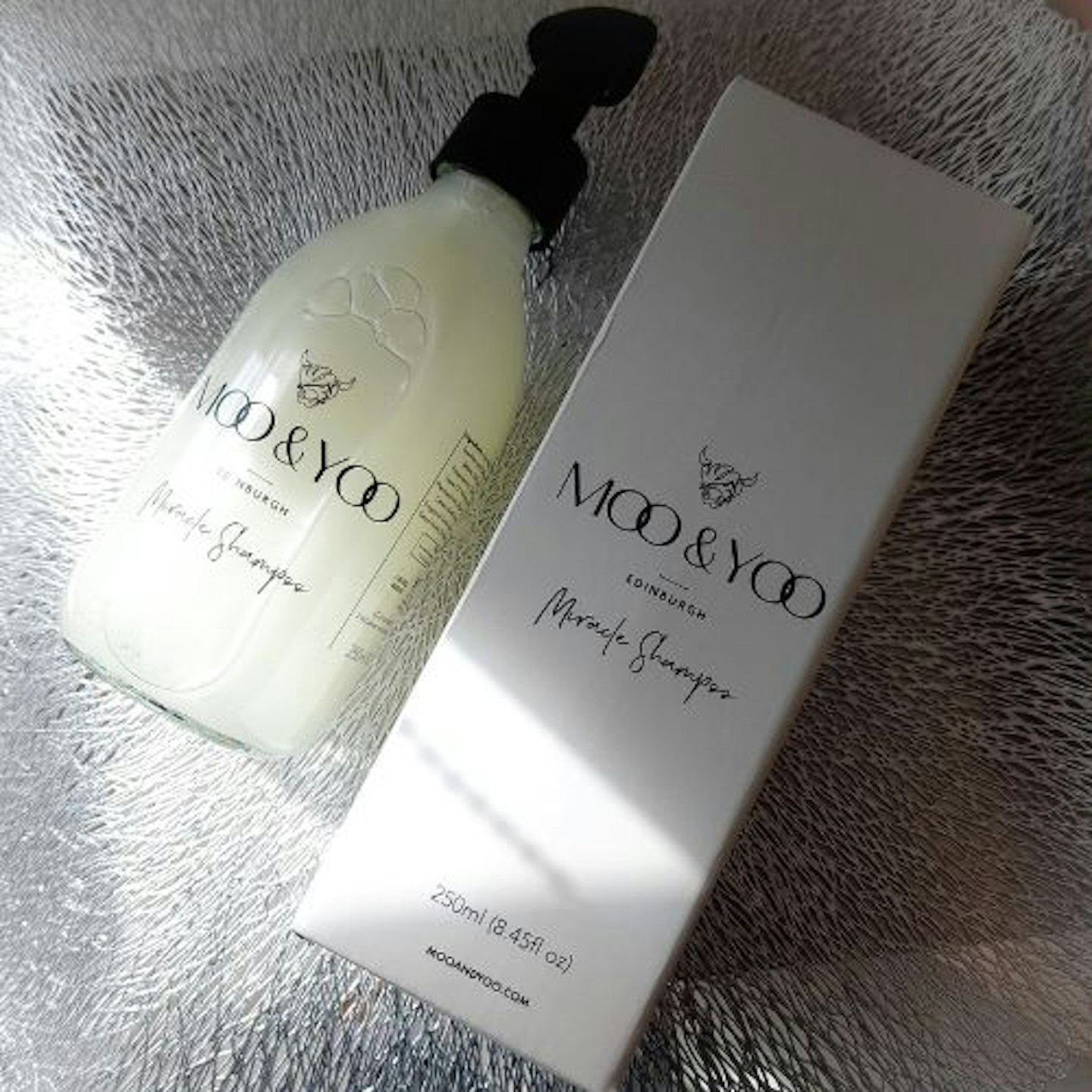 Moo & Yoo Miracle Shampoo with Aluminium Lid